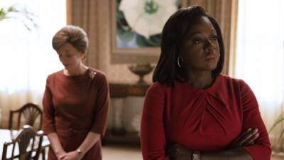 Viola Davis Shares What Went Into Playing Michelle Obama in 'The First Lady' (Exclusive) - www.etonline.com - USA - Washington - county Davis