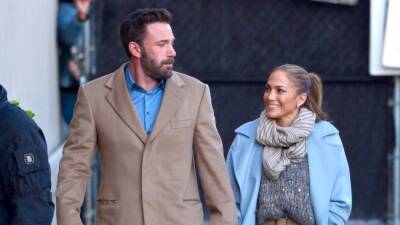 Ben Affleck and Jennifer Lopez Visit $165 Million Spelling Manor After Other House Falls Through - www.etonline.com - Britain - Los Angeles - California
