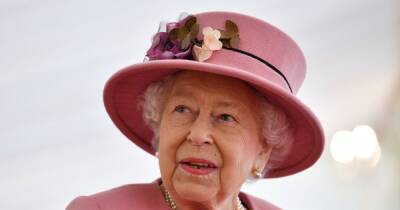 Queen Elizabeth pulls out of Easter Sunday Service with just days to go - www.ok.co.uk - county Windsor