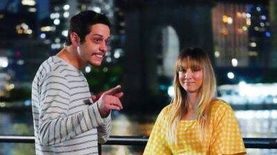 Kaley Cuoco sets the Records Straight on Those Pete Davidson Dating Rumors - www.glamour.com