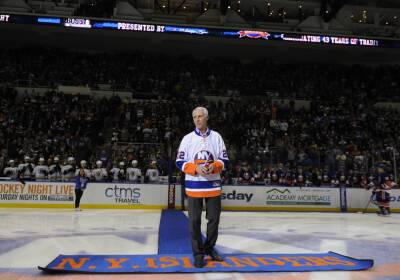 Mike Bossy, Canadian Hockey Icon And New York Islanders Legend, Dies At 65 - etcanada.com - France - New York - New York - Canada