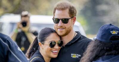 Meghan Markle wraps arms around Prince Harry in sweet moment at Invictus Games - www.ok.co.uk - Britain - California - Netherlands