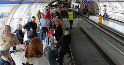 Manchester Airport and TUI apologise for delays on 'Manic Monday' with huge queues at check-in and security - www.manchestereveningnews.co.uk - Florida - Manchester