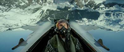 ‘Top Gun: Maverick’ Stars Share How Tom Cruise Prepared Them For The Most Intense Flight Scenes Ever - etcanada.com