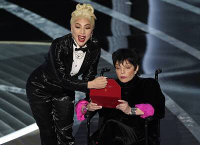 Friend Claims Liza Minnelli Was ‘Sabotaged’ At Oscars After Being Forced To The Stage In A Wheelchair - etcanada.com