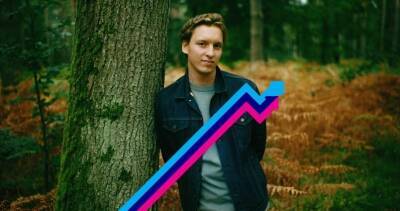 George Ezra returns to the top of the Official Trending Chart with Anyone For You - www.officialcharts.com - Britain - USA - Ireland - city Columbia