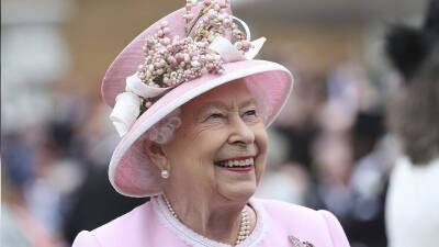 The Queen Will Celebrate Her 96th Birthday ‘Privately’ at Philip’s Favorite Place—Here’s Where She’s Traveling - stylecaster.com - London - California - city Sandringham - county Norfolk