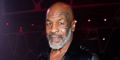 Mike Tyson Seems to Attack Man on Airplane, Punches Him Repeatedly (Video) - www.justjared.com - Florida - San Francisco