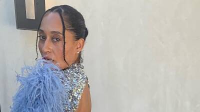 Tracee Ellis Ross’s Sparkly Feathered Dress Is a Dream - www.glamour.com - Italy - Germany