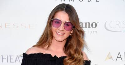Brooke Vincent rocks 70s look as she steps out in Cheshire after announcing engagement - www.manchestereveningnews.co.uk - county Webster - county Cheshire - city Sande - county Brooke - county Hale