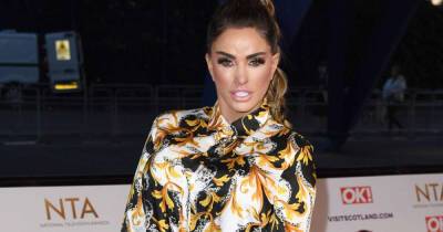 Katie Price keen to do I'm A Celebrity reunion show: 'Get me in!' - www.msn.com - Australia - South Africa