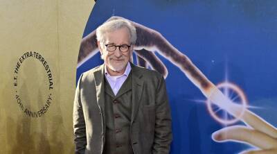 Steven Spielberg Tells TCM Festival Audience How ‘E.T.’ Was the Divorce Movie That Turned Him Into a Dad - variety.com - Mexico