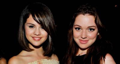 Selena Gomez Reunites with Jennifer Stone to Recreate 'Wizards of Waverly Place' Rap - Watch! - www.justjared.com