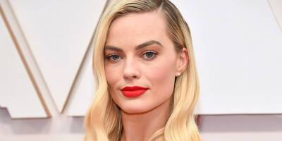 Margot Robbie's Live-Action 'Barbie' Movie Gets a Release Date - Find Out Who's in the Cast! - www.justjared.com