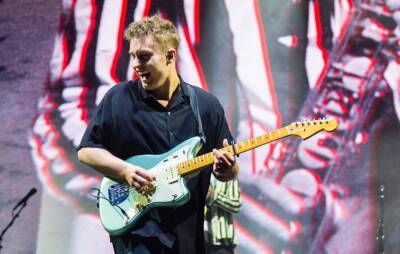 Sam Fender fan gets Spotify link to ‘Hypersonic Missiles’ tattooed on them - www.nme.com