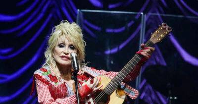 Dolly Parton reverses withdrawal of Rock and Roll Hall of Fame nomination - www.msn.com - Los Angeles - Italy