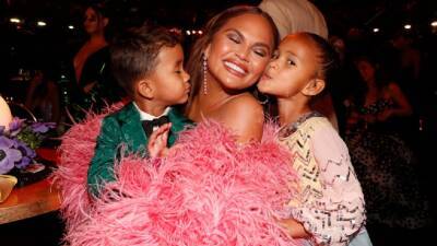 Chrissy Teigen Shares Sweet Family Moment With Miles and Luna at the 2022 GRAMMYs - www.etonline.com - Ukraine - Russia - state Nevada - city Odessa