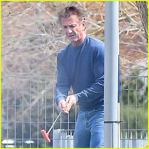 Sean Penn Spotted Mini Golfing with Ex-Wife Leila George, Two Weeks After Finalizing Divorce - www.justjared.com - New York