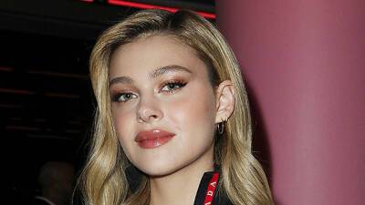 Nicola Peltz’s Parents: All About Her Billionaire Dad, Model Mom Their Family - hollywoodlife.com - USA - Florida - Pennsylvania - county Bedford - New York - county York - county Palm Beach - county Westchester - county Nelson