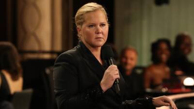 Amy Schumer Recalls Being Backstage at Oscars Following Will Smith's Win and Slapping Incident - www.etonline.com