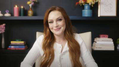Lindsay Lohan Talks 'Mean Girls' Hair Inspiration and That Iconic 'Vanity Fair' Cover - www.etonline.com - county Young