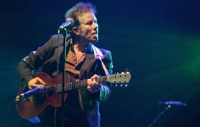 Tom Waits gives rare live performance at Hal Willner tribute event - www.nme.com