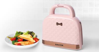 This Salter toastie maker looks exactly like a Ted Baker tote bag and shoppers love it - www.manchestereveningnews.co.uk - city Sandwich
