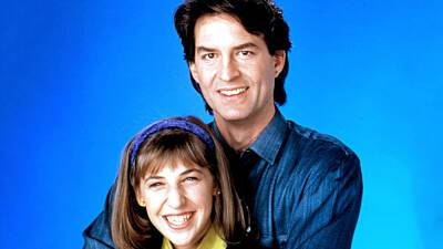 Mayim Bialik And ‘Blossom’ Dad Ted Wass To Reunite on ‘Call Me Kat’ - deadline.com - Britain - county Caroline - city Spin