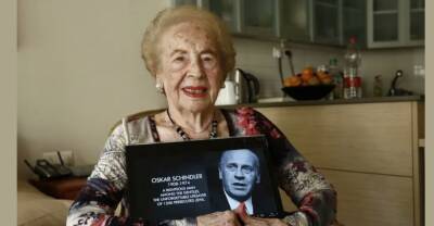 Schindler’s List-maker Secretary Dies Aged 107: Mimi Reinhardt Helped Save Hundreds Of Jews During World War II - deadline.com - New York - Germany - county Thomas - city Jerusalem - Poland - Israel - city Tel Aviv