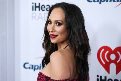 Cheryl Burke Shares Daring Topless Photo After Filing For Divorce From Matthew Lawrence - etcanada.com
