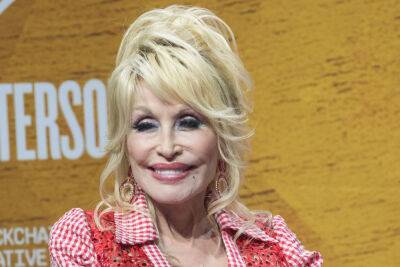 Dolly Parton Will Star In The Taco Bell-Inspired ‘Mexican Pizza The Musical’ - etcanada.com - Mexico