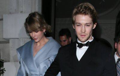 Joe Alwyn addresses co-writing songs with Taylor Swift for the first time - www.nme.com