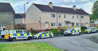 'Forensic officers' seen on Scots street amid ongoing incident - www.dailyrecord.co.uk - Scotland - Beyond