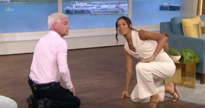 ITV This Morning's Phillip Schofield and Rochelle Humes crawl around floor after mishap seconds before show - www.manchestereveningnews.co.uk