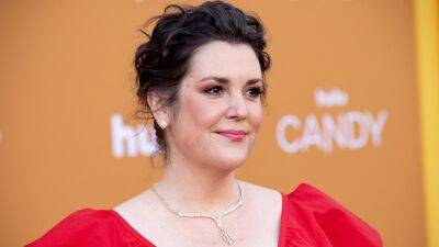 'Yellowjackets': Melanie Lynskey Says Season 2 Is Adding 'Older Versions' of Characters (Exclusive) - www.etonline.com - county Canadian