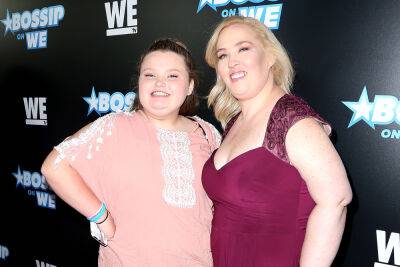 Mama June Defends 16-Year-Old Alana ‘Honey Boo Boo’ Thompson Dating A 20-Year-Old - etcanada.com