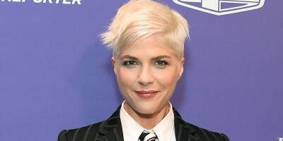 Selma Blair Says Her Decades-Long Alcohol Addiction Began at Age 7: 'I Don’t Know If I Would’ve Survived Childhood Without Alcoholism' - www.justjared.com - county Blair