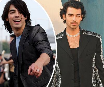 Joe Jonas Makes Fun Of THOSE Jonas Brothers Purity Rings In Hilarious TikTok! - perezhilton.com