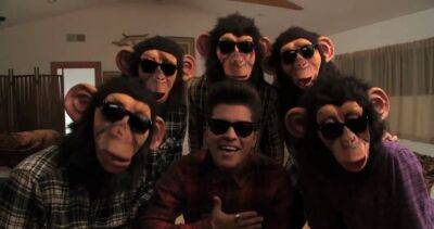 Official Chart Flashback 2011: Bruno Mars' The Lazy Song monkeys about and dances its way to Number 1 - www.officialcharts.com - Britain - city Uptown