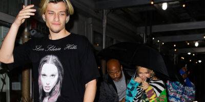Millie Bobby Brown Dines Out With Boyfriend Jake Bongiovi After Taping 'Tonight Show' Appearance - www.justjared.com - New York - Italy