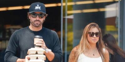Brody Jenner Makes Food Run With New Girlfriend Tia Blanco in LA - www.justjared.com - Hawaii - county Blanco