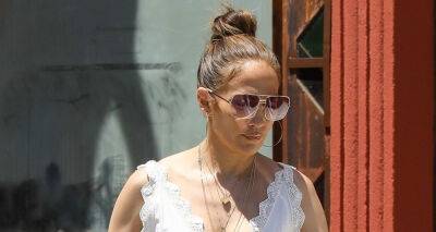 Jennifer Lopez Stops by Vintage Store to Do Some Shopping - www.justjared.com - Los Angeles