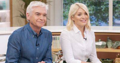 Holly Willoughby gushes over Phillip Schofield with cheeky compliment as he dresses up for Queen's Jubilee - www.manchestereveningnews.co.uk - Britain - Hague