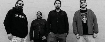 One Liners: Deftones, Mom+Pop, Party Dozen, more - completemusicupdate.com - London - China
