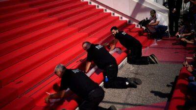 Cannes rolls out red carpet for 75th film festival - abcnews.go.com - France - Ukraine - Russia - Lithuania - city Mariupol