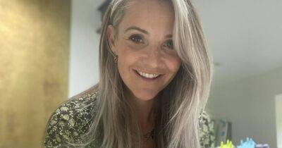 Helen Skelton fans say it's ‘great to see her smile back’ as she posts selfie after split - www.ok.co.uk