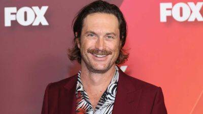 Oliver Hudson Reveals the Advice Kurt Russell Gave Him When His Acting Career Was Struggling (Exclusive) - www.etonline.com - Hollywood - New York