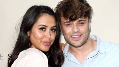 Marnie Simpson shares first photo of her and Casey Johnson's new baby - heatworld.com