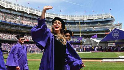 Taylor Swift Gives Commencement Speech at NYU, Wears Cap and Gown for 'Very First Time' - www.etonline.com - New York - New York