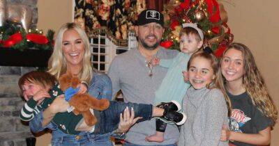 Jason Aldean’s Blended Family: A Look at His 4 Kids With Wife Brittany Aldean, Ex Jessica Ussery - www.usmagazine.com - USA - Mexico - city Memphis